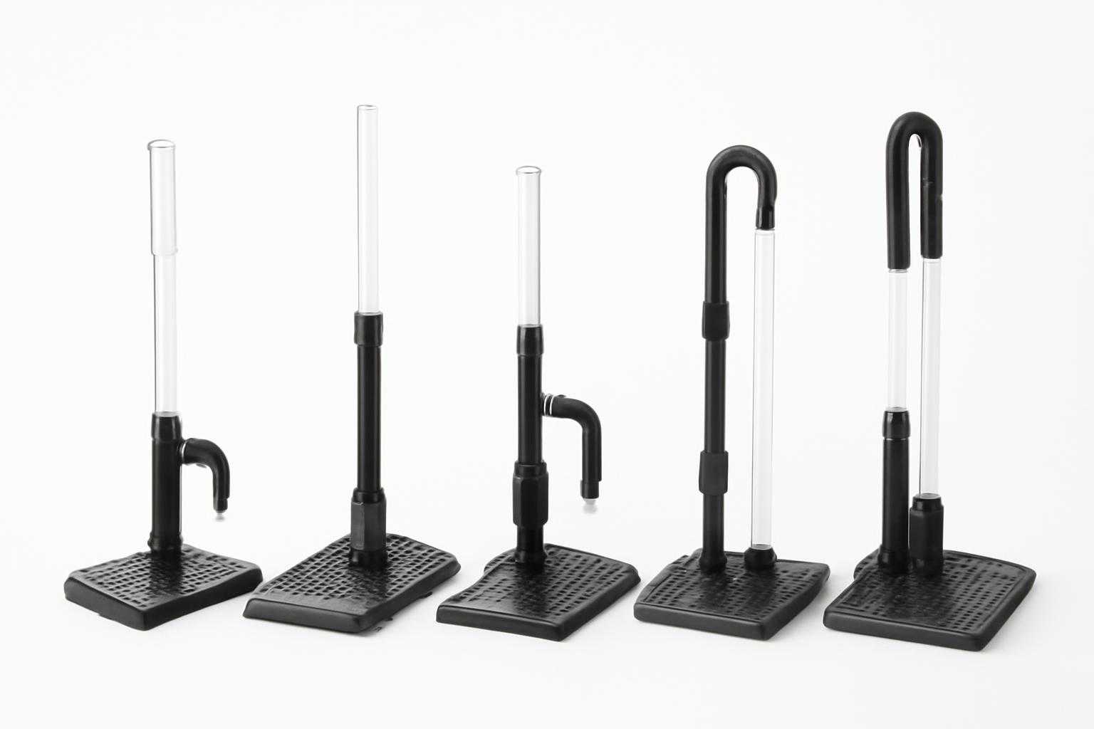 5つの異なる底面フィルター製品が並んでいる比較画像